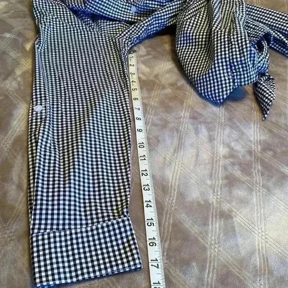Jones New York Black & White Gingham Long Sleeve, Tie Front Large Woman’s Shirt - Picture 10 of 12
